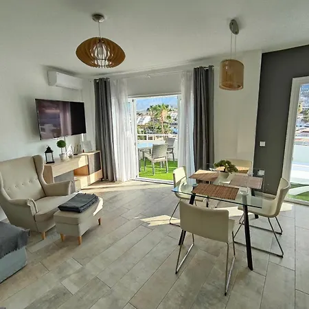 Malibu Park Sol Apartamento *